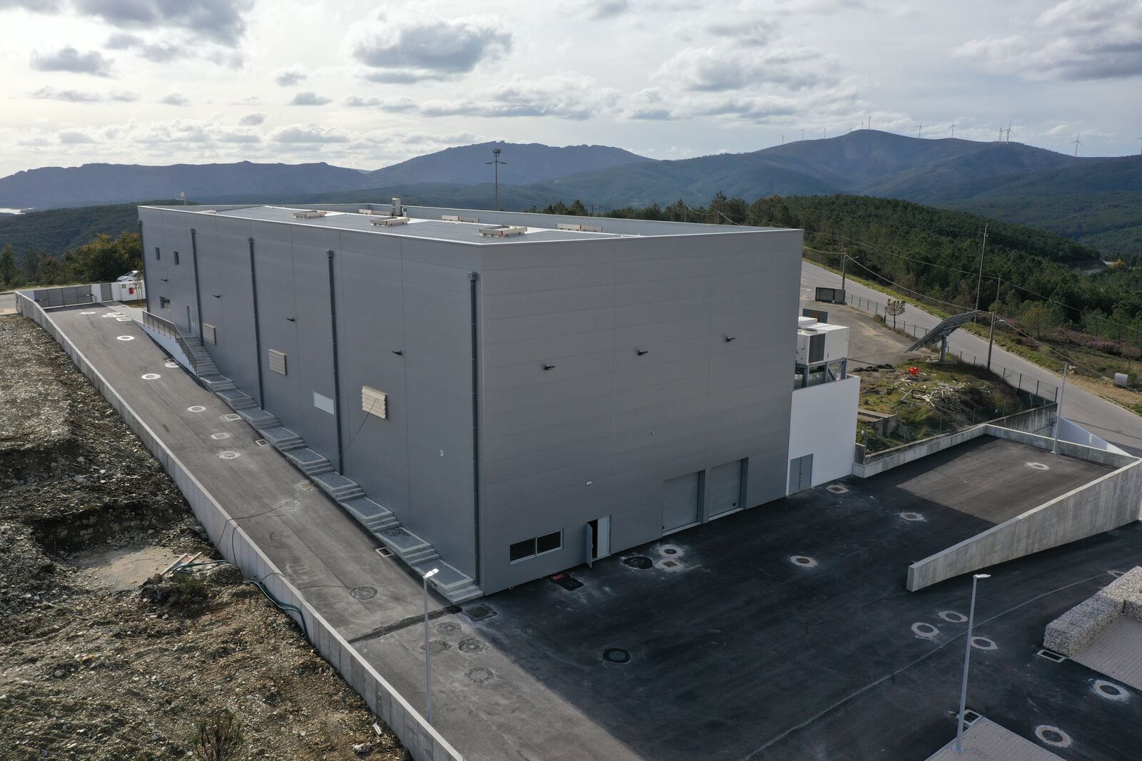Nave industrial construída pela C2R