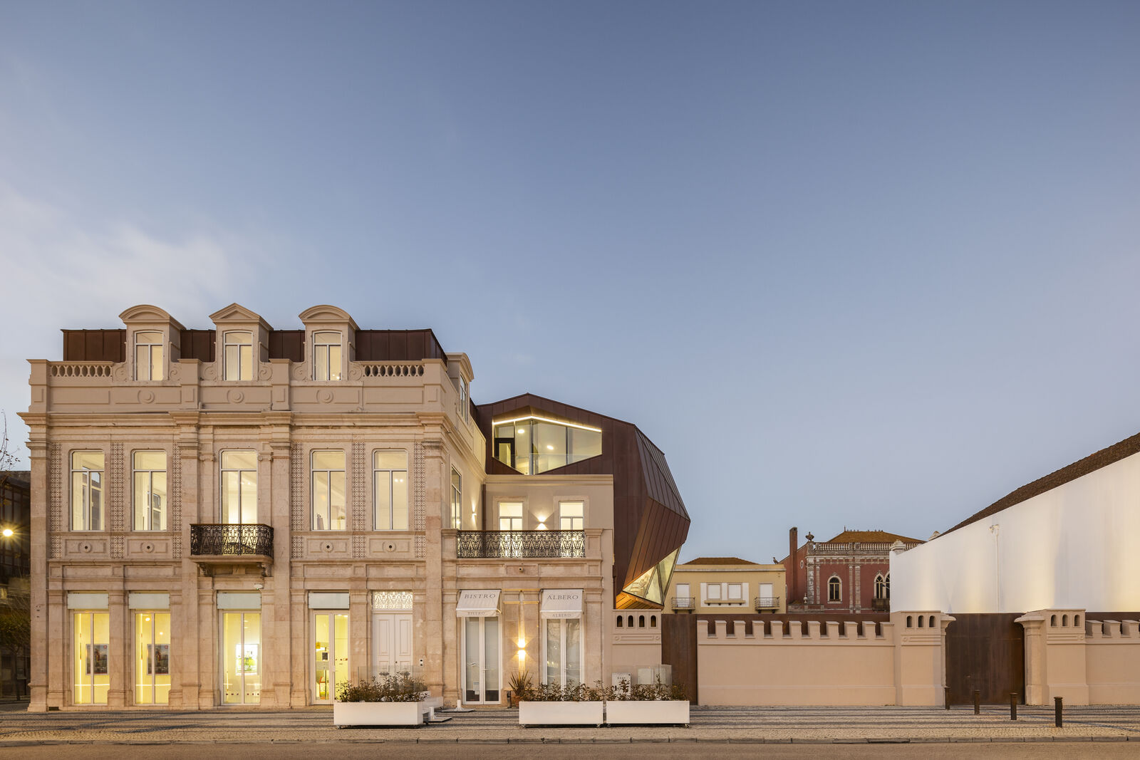 Edifício de escritórios na Figueira da Foz construído pela C2R